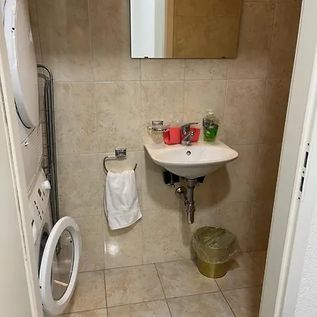 Grande Avec Salle De Bains Privative