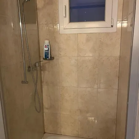 Grande Avec Salle De Bains Privative Homestay *