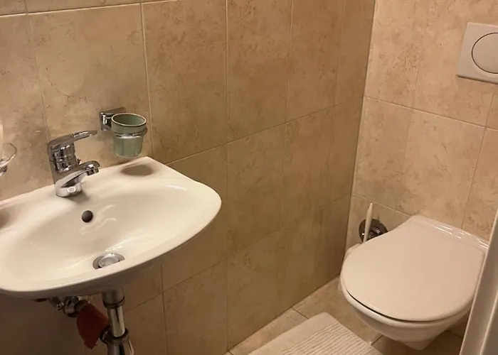 Grande Avec Salle De Bains Privative Lausana